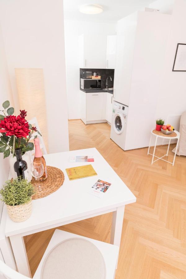 Red Monkey Apartment Wien